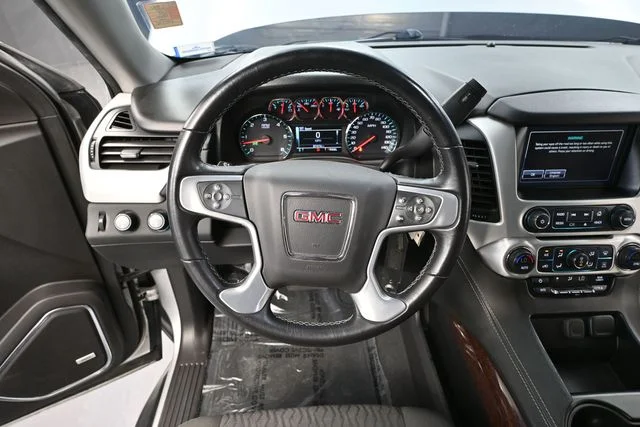 Used 2020 Silver GMC SLE image 21
