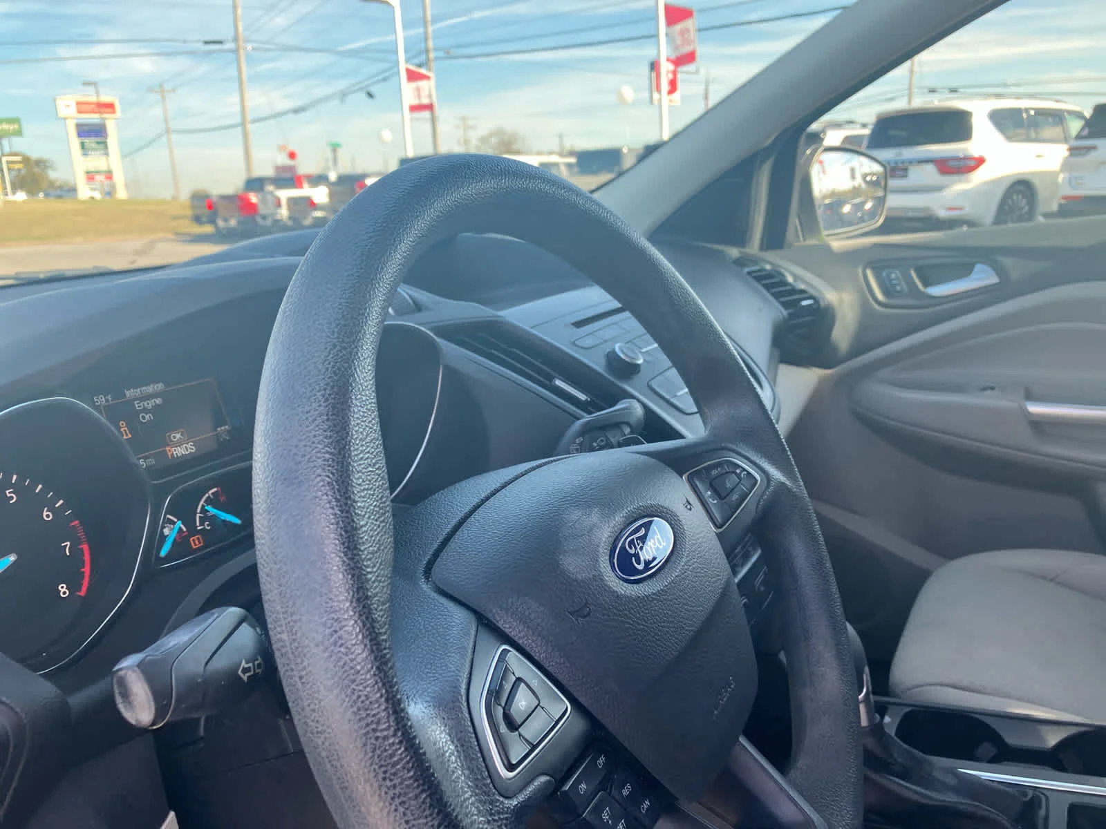 Used 2017 Magnetic Metallic Ford SE image 9