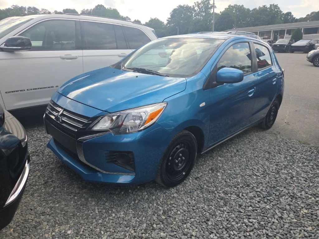 Used 2024 Blue Mitsubishi ES image 1