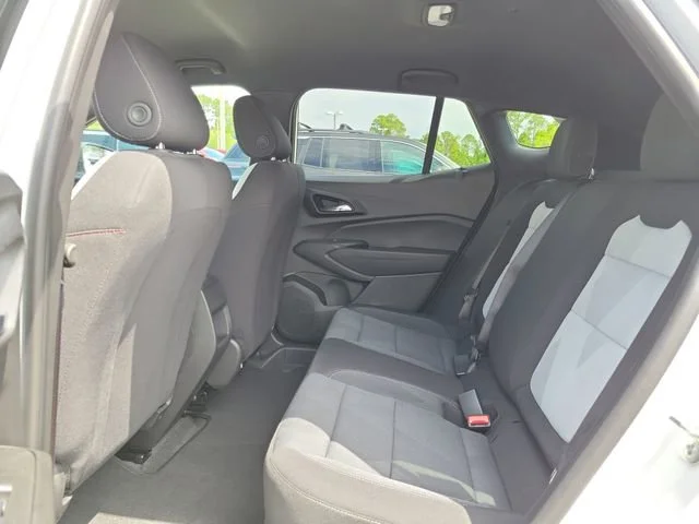 2026 Chevrolet Trax RS - Photo 14