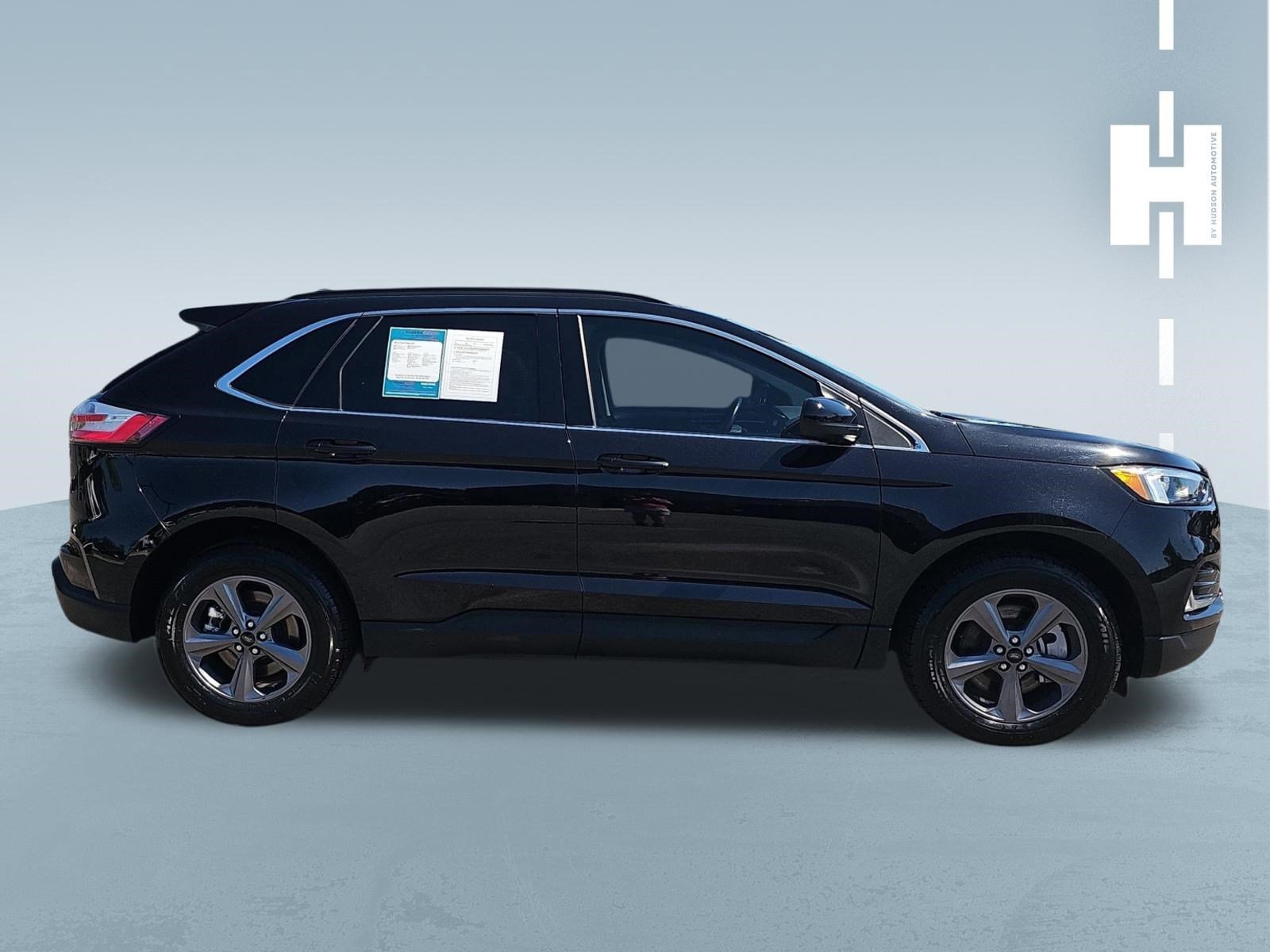 Used 2022 Black Metallic Ford SEL image 2