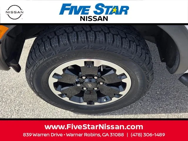 Used 2021 White Ford XL image 16