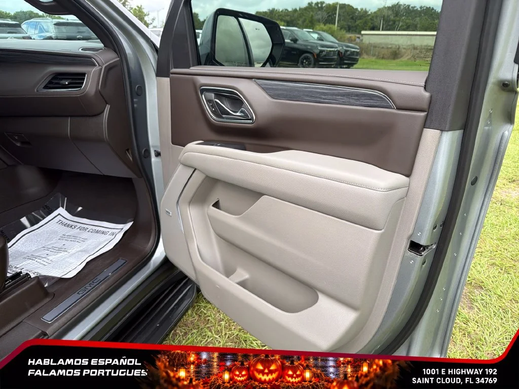 Used 2024 Sterling Metallic GMC SLT image 33