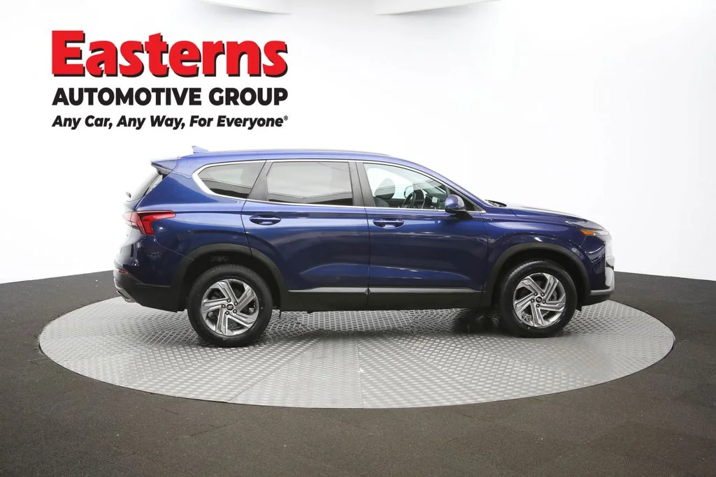 Used 2022 Blue Hyundai SE image 40