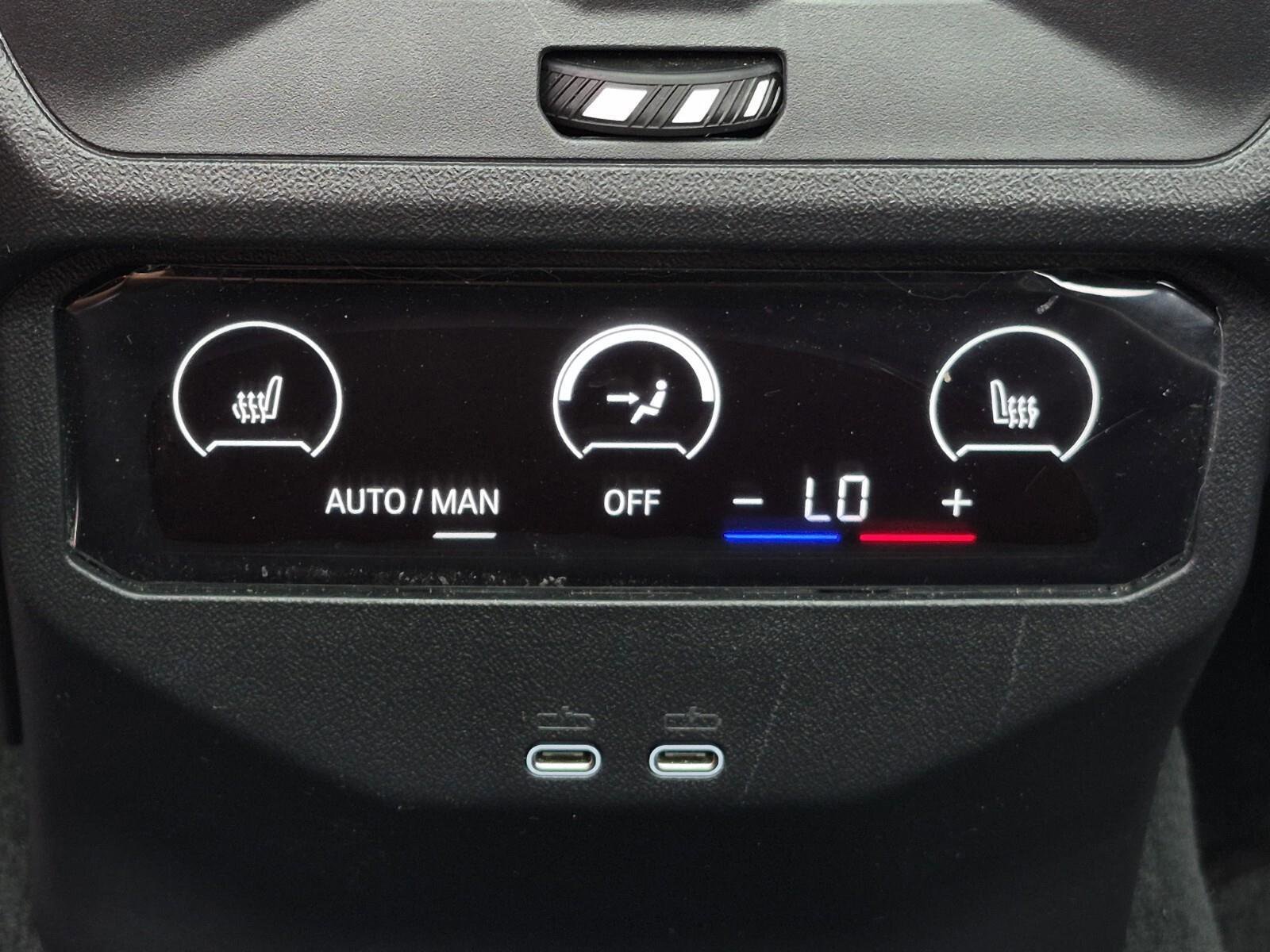 2025 BMW X3 30 - Photo 24