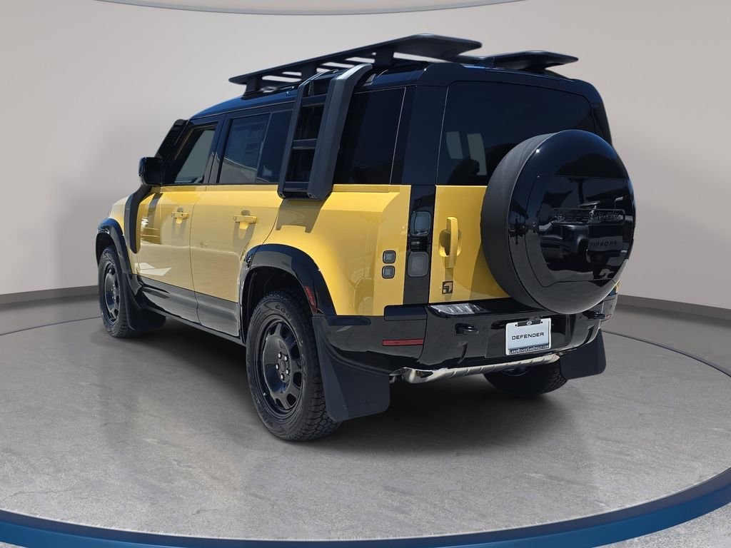 New 2026 Deep Sandglow Yellow Land Rover Trophy Edition Deep Sandglow image 7