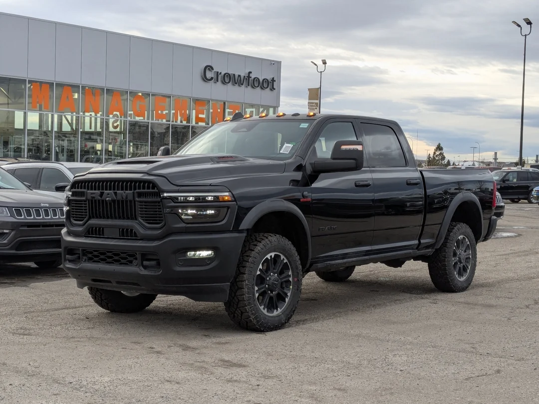 New 2026 Black RAM Rebel - - 4x4 - Cummins HO Diesel - Level 1 & Safety Grp - 5th Wheel Tow Grp & More! image 4