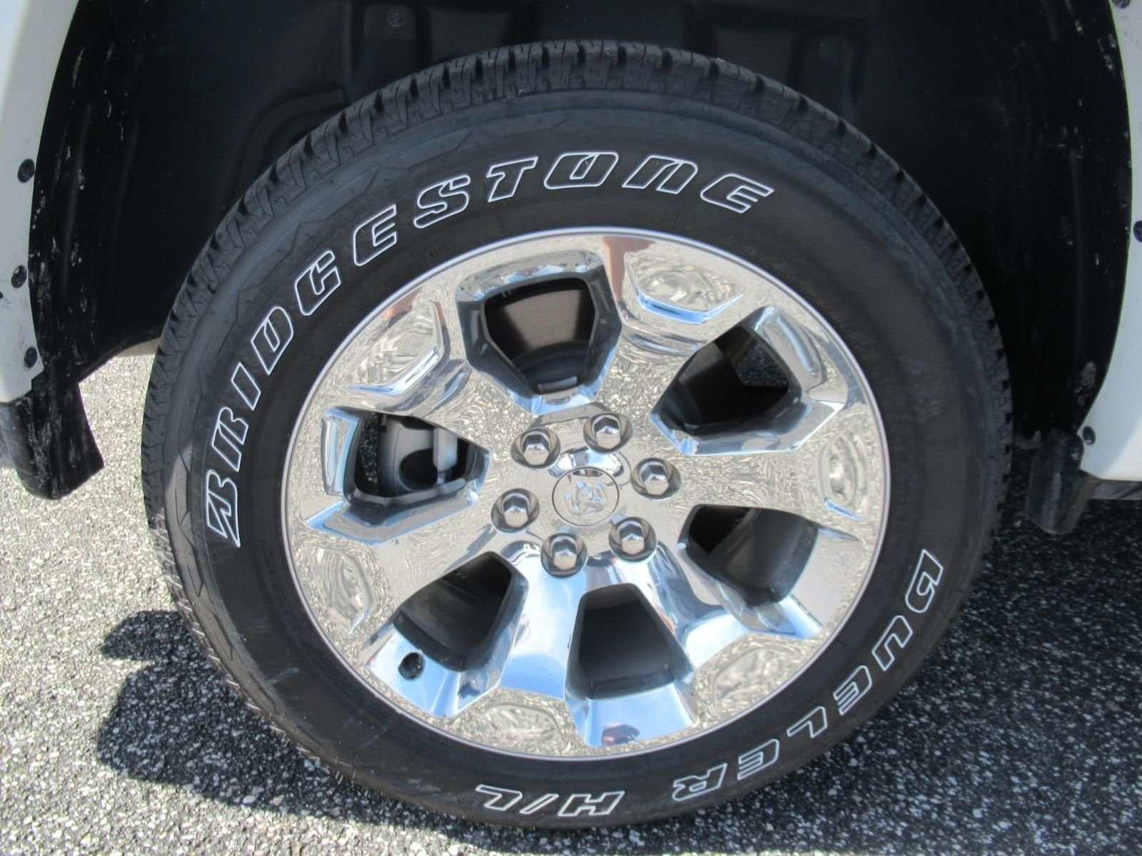 New 2026 Bright White Clearcoat RAM Big Horn/Lone Star image 8