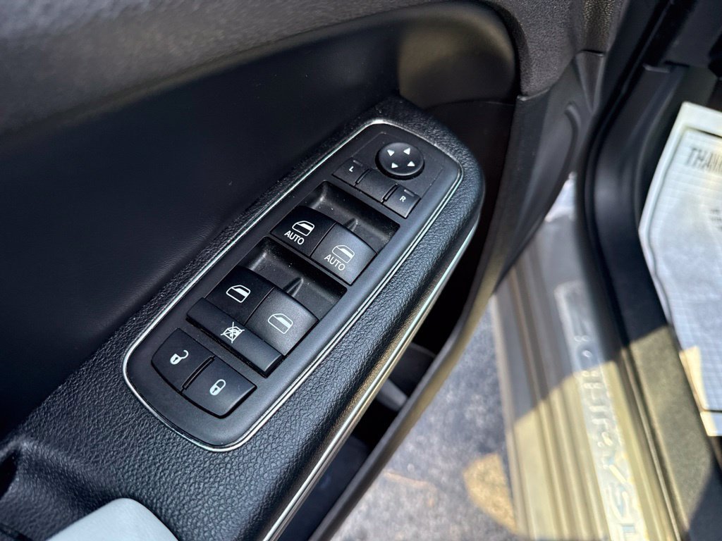 Used 2017 Gray Chrysler S image 20