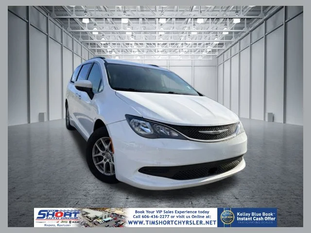 2021 Chrysler Voyager