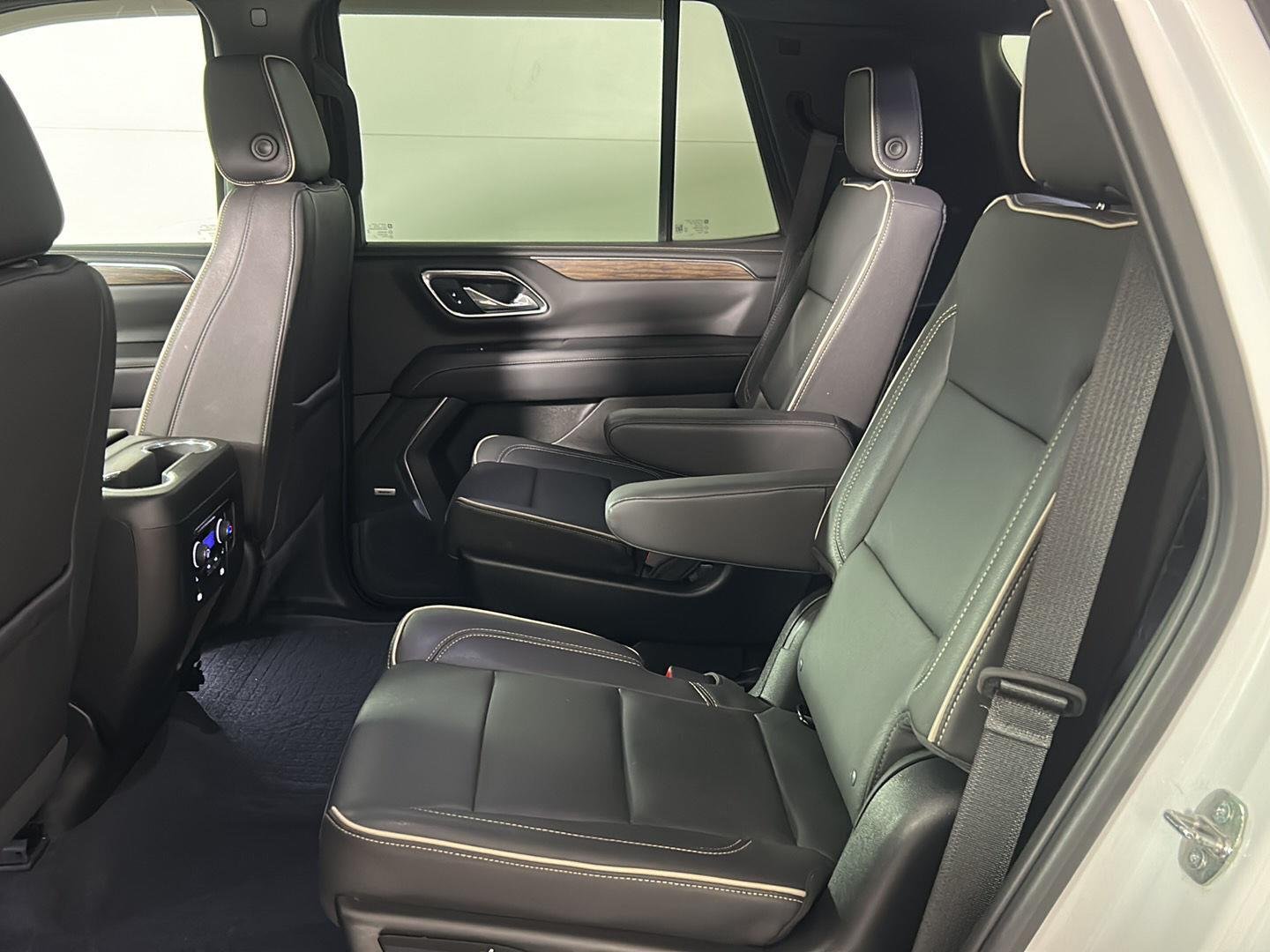 Used 2023 Summit White Chevrolet Premier image 17