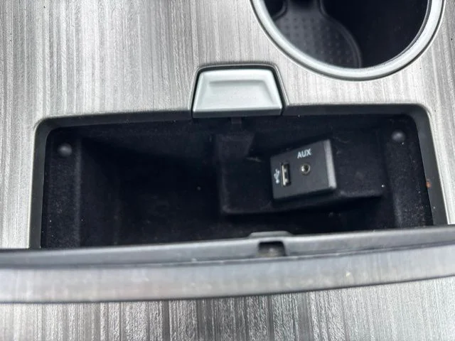 Certified Used 2017 Black Nissan SL image 28