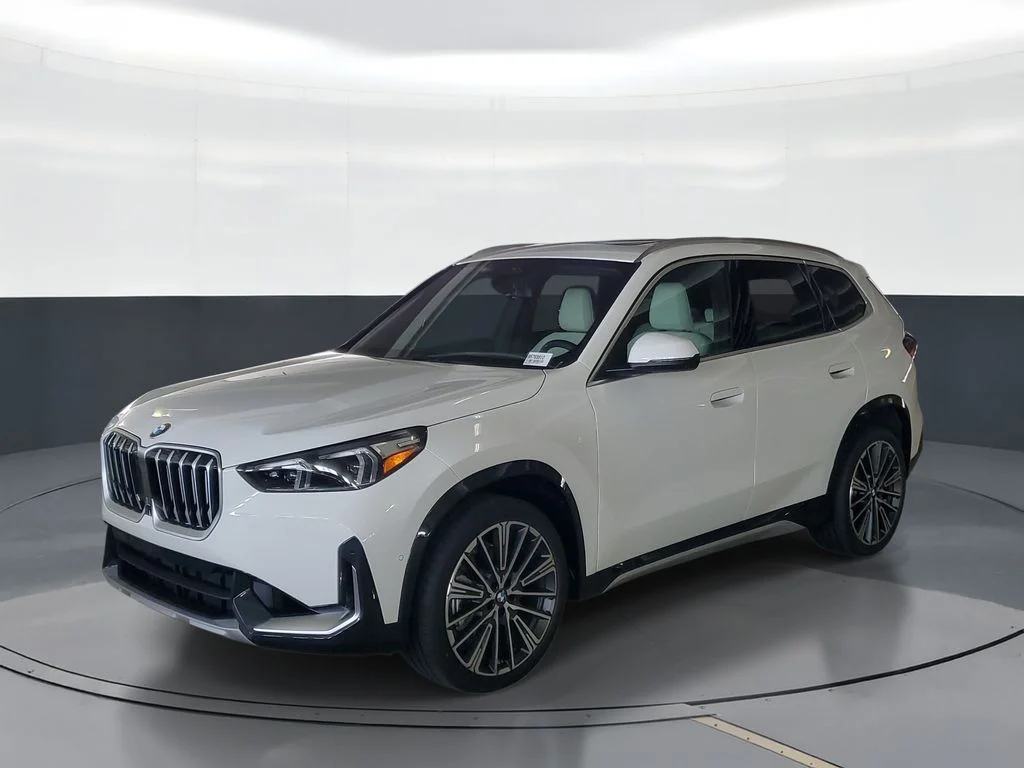 New 2027 Alpine White BMW xDrive28i image 1