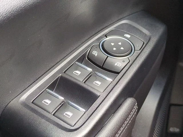 New 2026 Marsh Gray Ford XLT image 22
