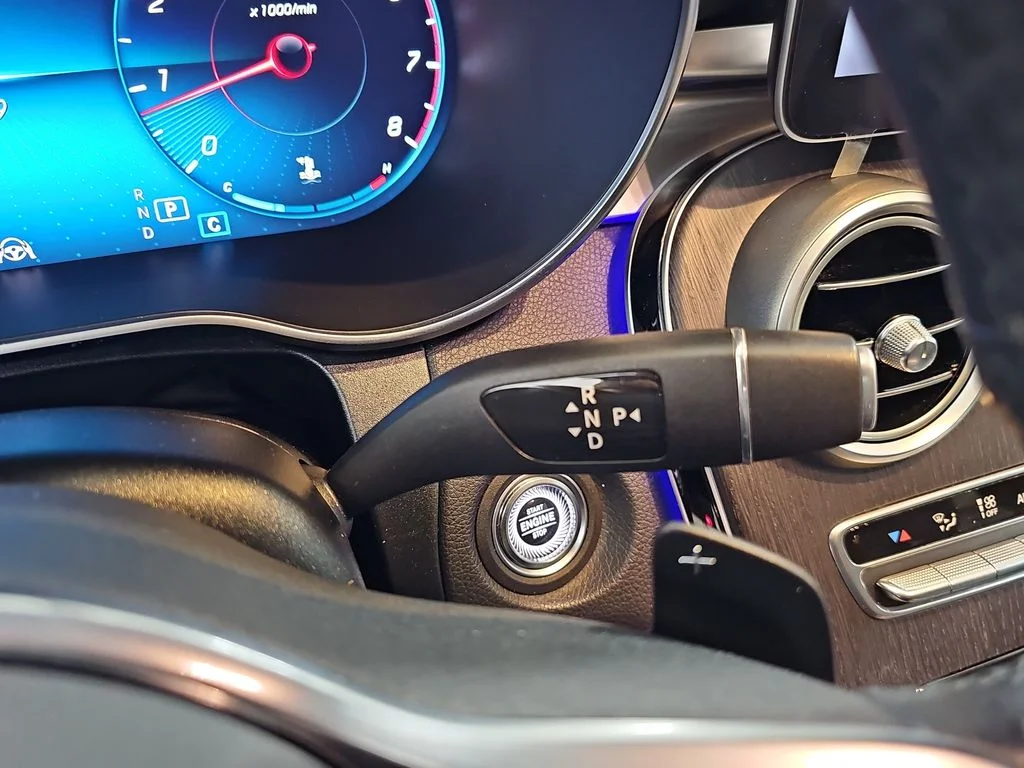 Used 2020  Mercedes-Benz GLC 300 image 27