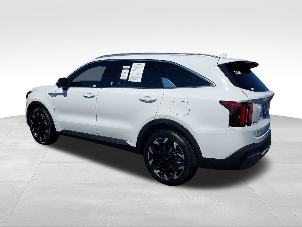 Used 2025 White Kia SX image 4