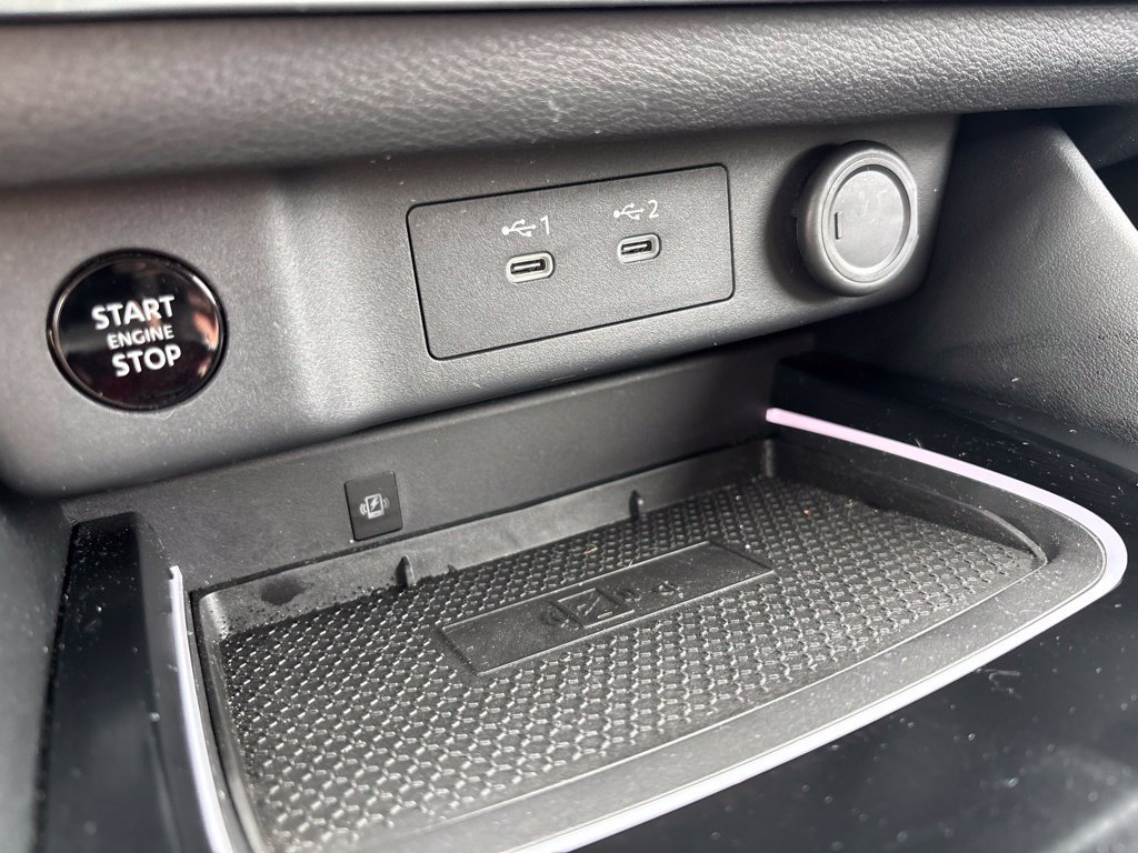 Used 2025 Gray Nissan Platinum image 29