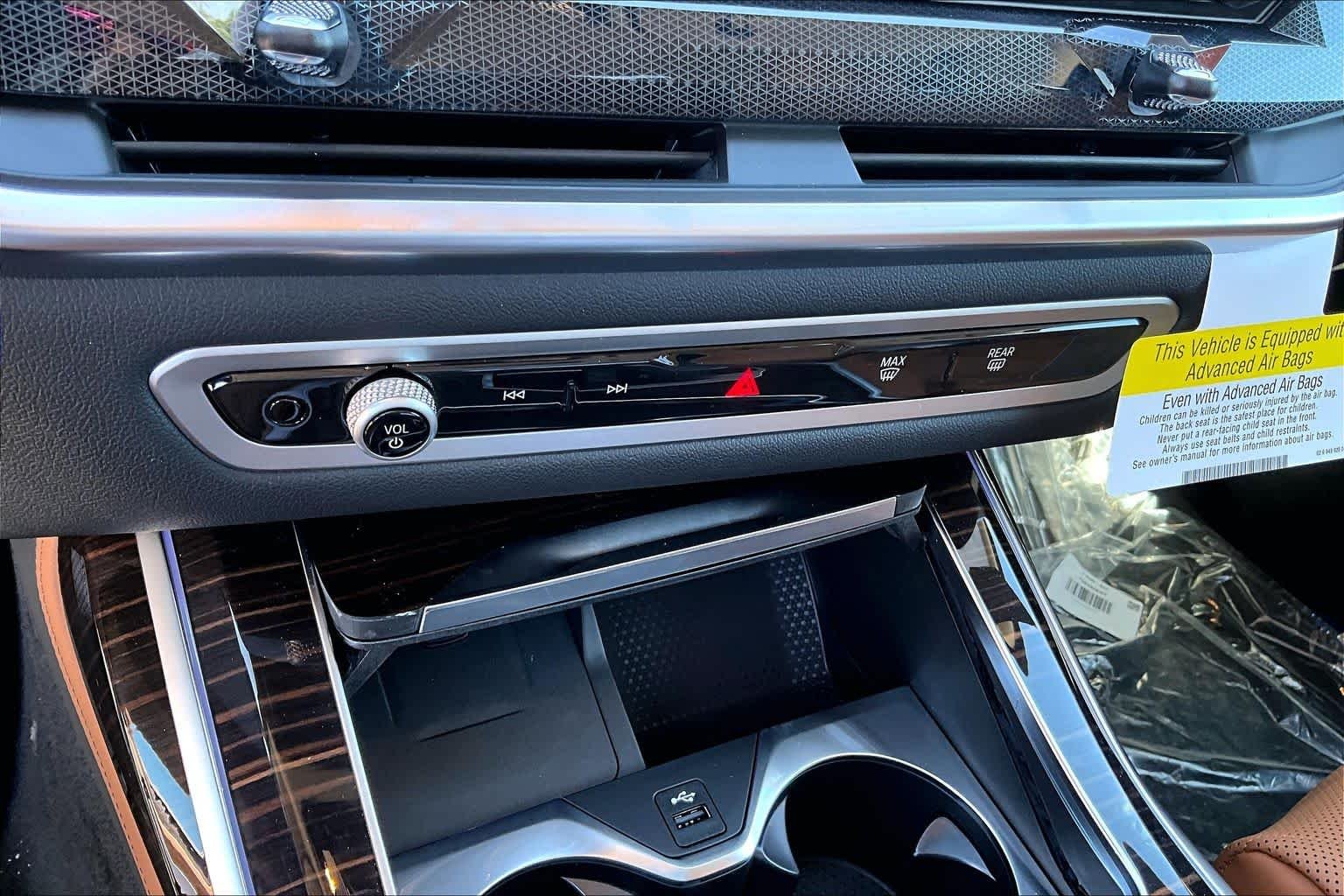New 2027 Blue Ridge Mountain Metallic BMW xDrive40i image 18