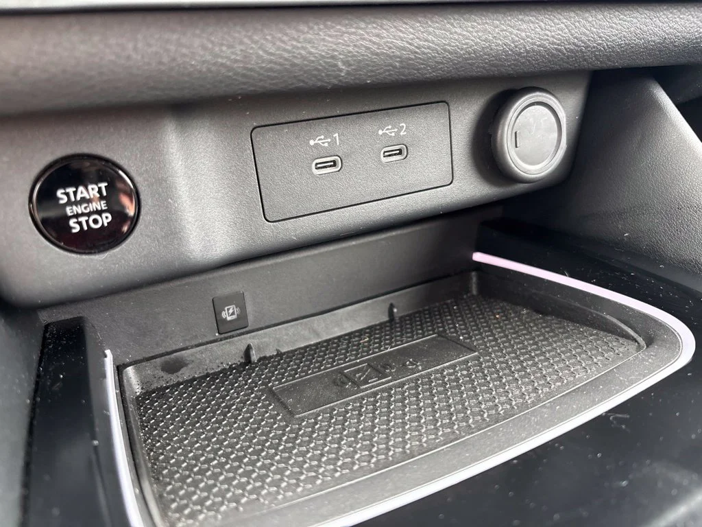 Used 2025 Gray Nissan Platinum image 29