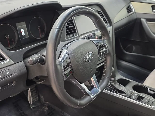 Used 2015 Gray Hyundai Sport 2.0T image 14