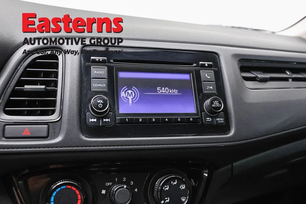 Used 2016 Green Honda LX image 17