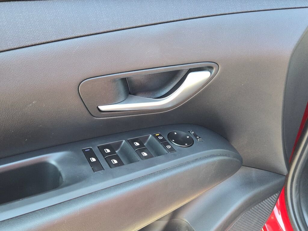 Certified Used 2025 Red Hyundai SEL Convenience image 20