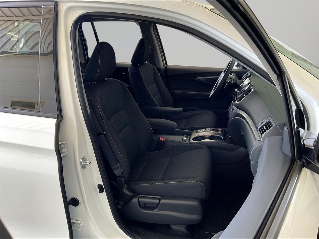 Used 2023  Honda Sport image 32