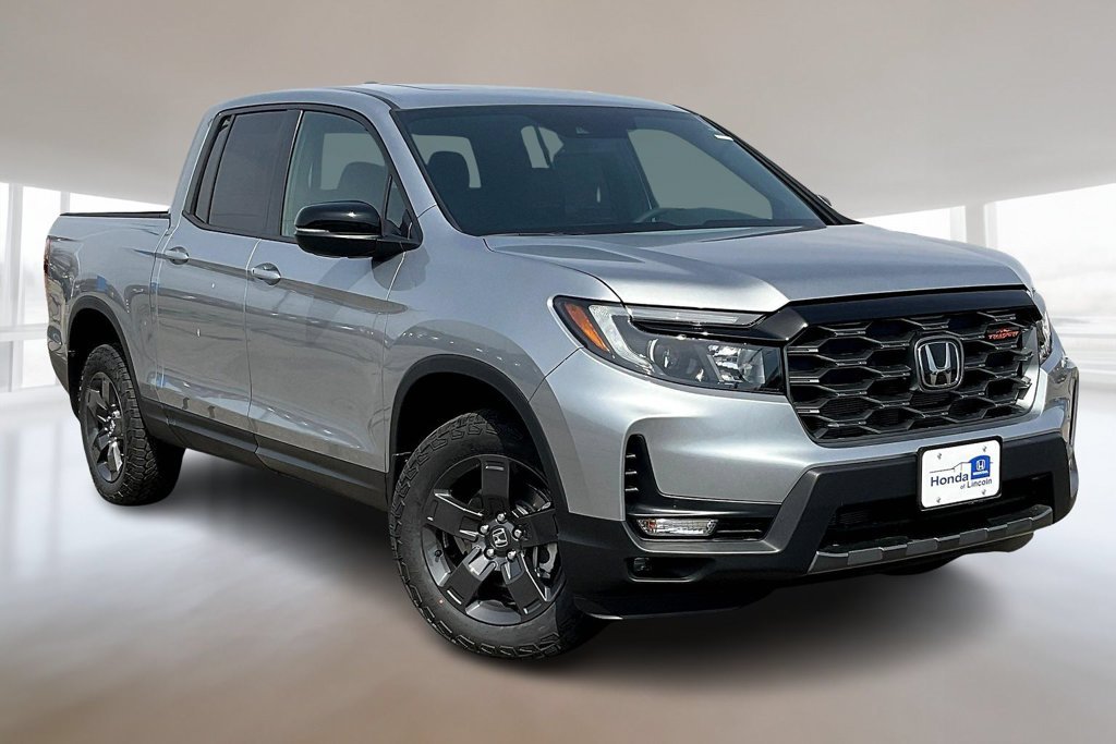 New 2026 Solar Silver Metallic Honda TrailSport image 2