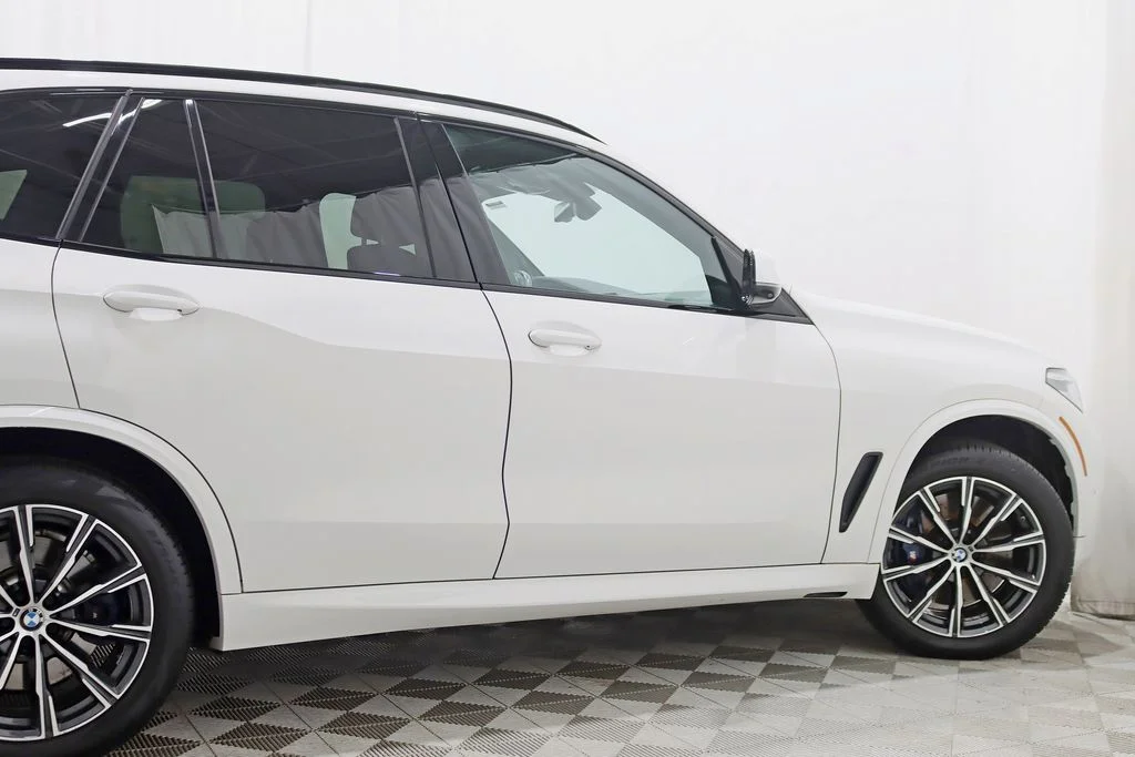2022 BMW X5 M50i - Photo 10