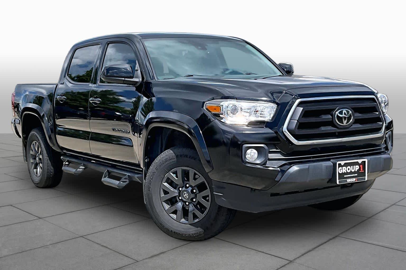 Used 2022 Midnight Black Metallic Toyota SR5 image 3