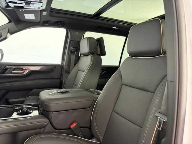 2026 GMC Yukon XL Elevation - Photo 13