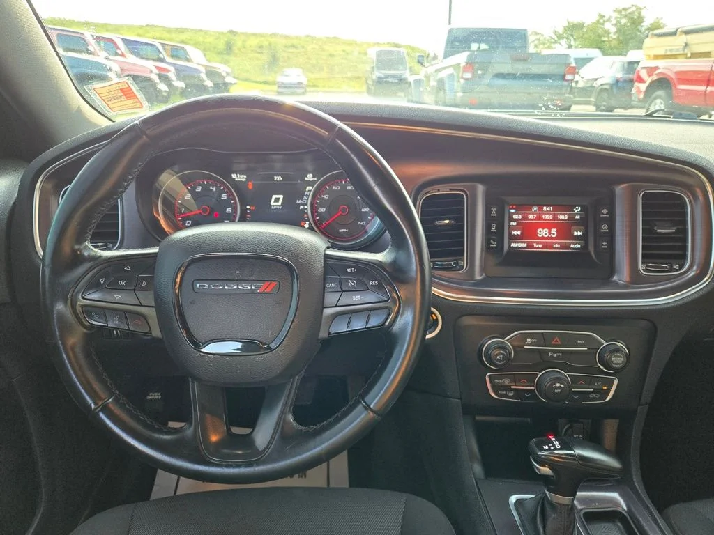 Used 2016 Gray Dodge SE image 17