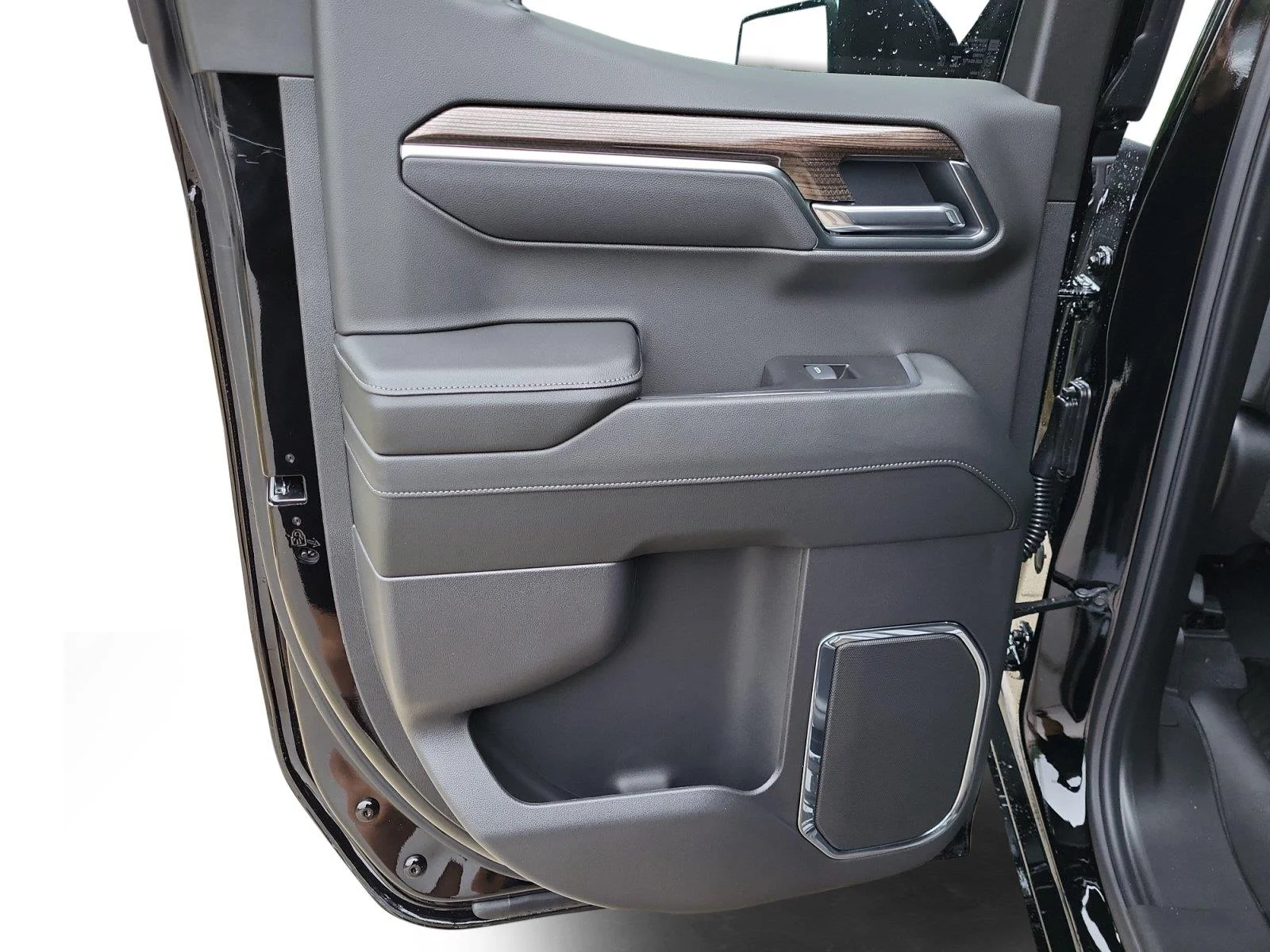 Used 2025 Black Chevrolet LT image 16