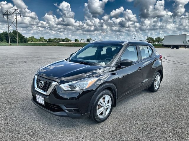 Used 2018 Super Black Nissan S image 10