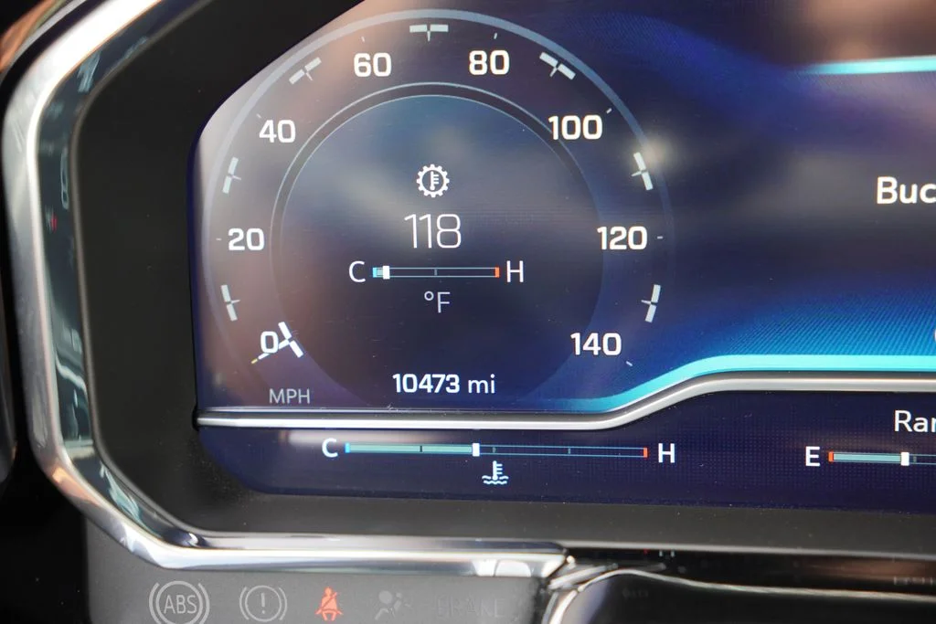 Used 2025 Sterling Gray Metallic Chevrolet LT image 35