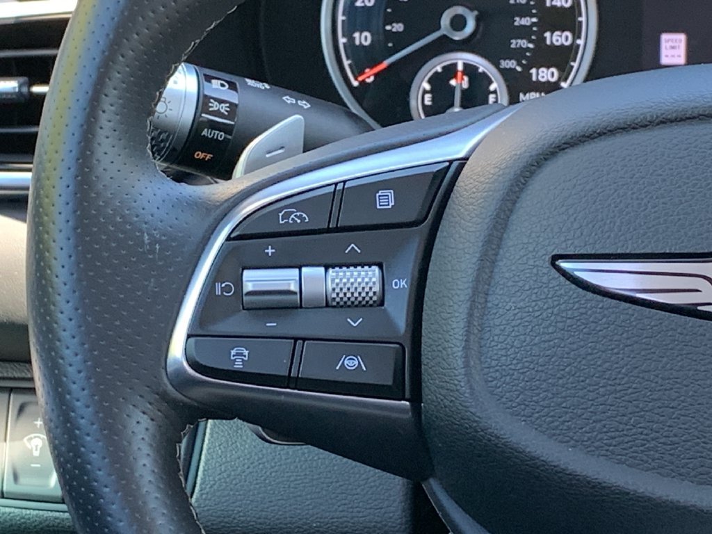 2026 GENESIS G70 Standard - Photo 22