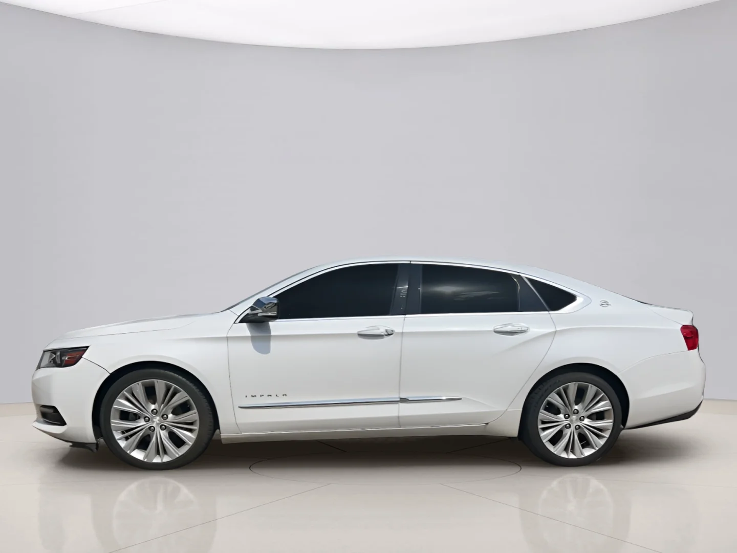 Used 2016 White Chevrolet LTZ image 2