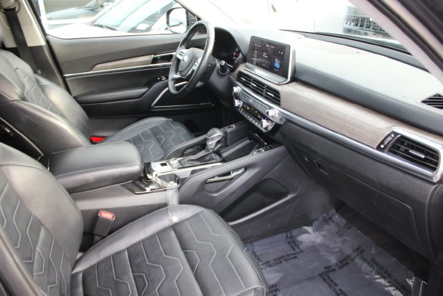 Used 2021 Gray Kia SX image 41