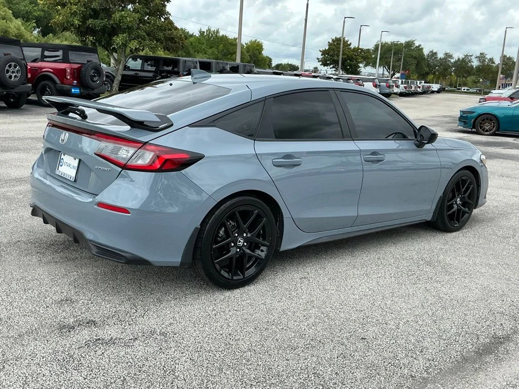Used 2023  Honda Sport image 11