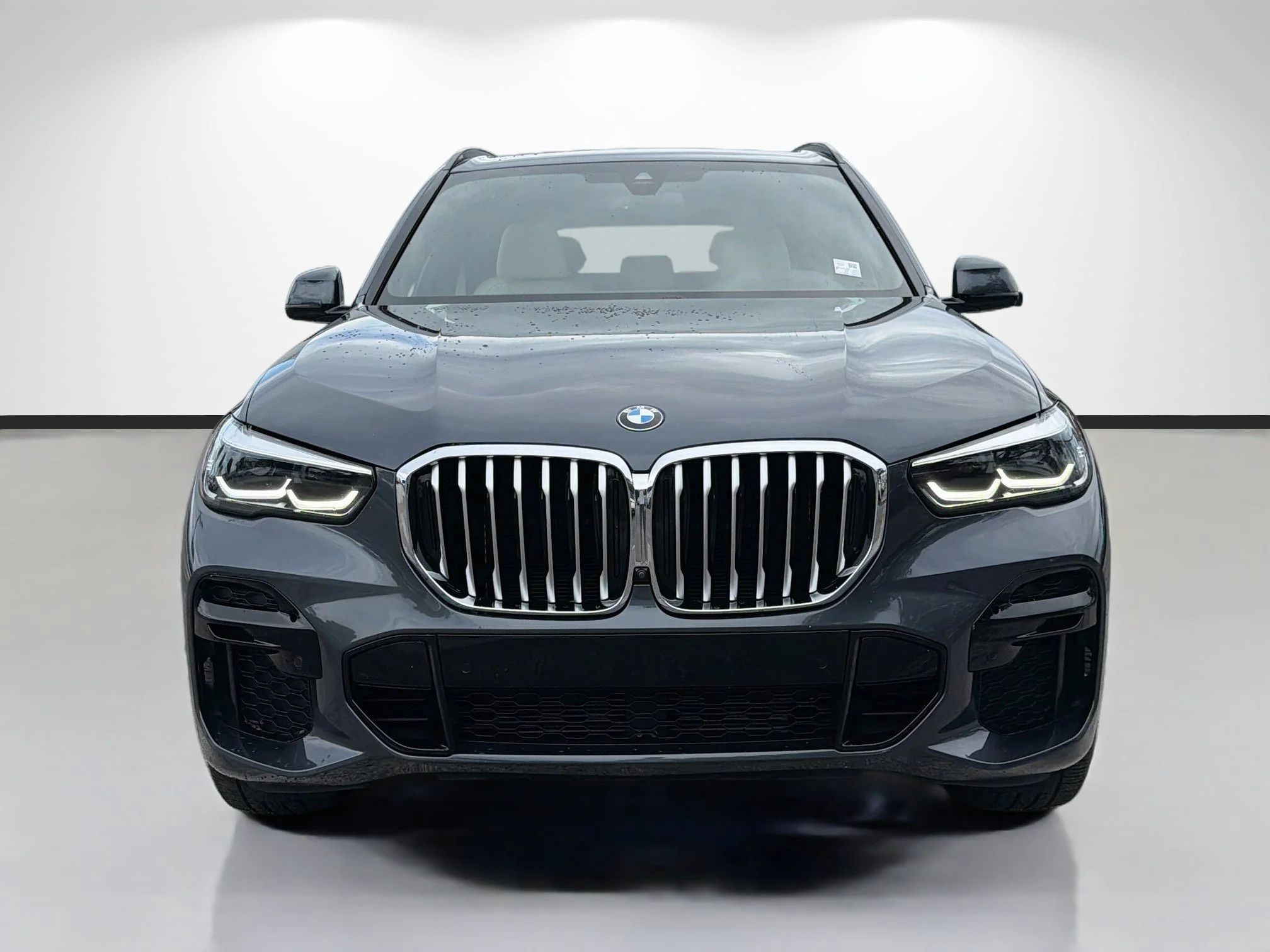 Used 2022 Arctic Grey Metallic BMW sDrive40i image 8