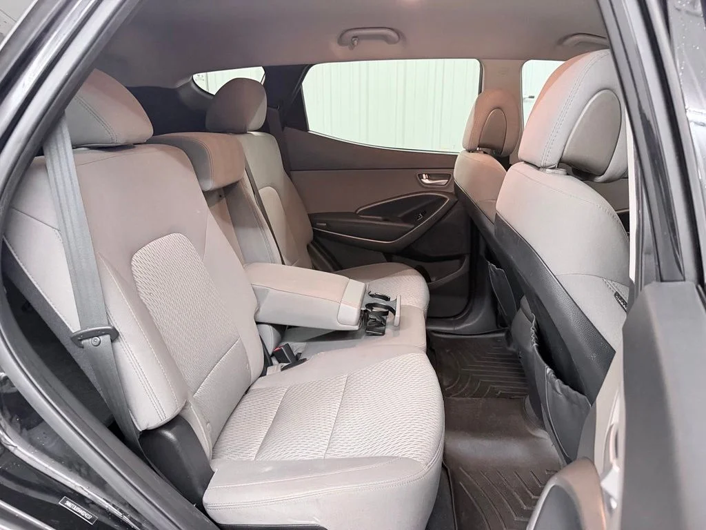 Used 2017 Black Hyundai 2.4 Base image 32