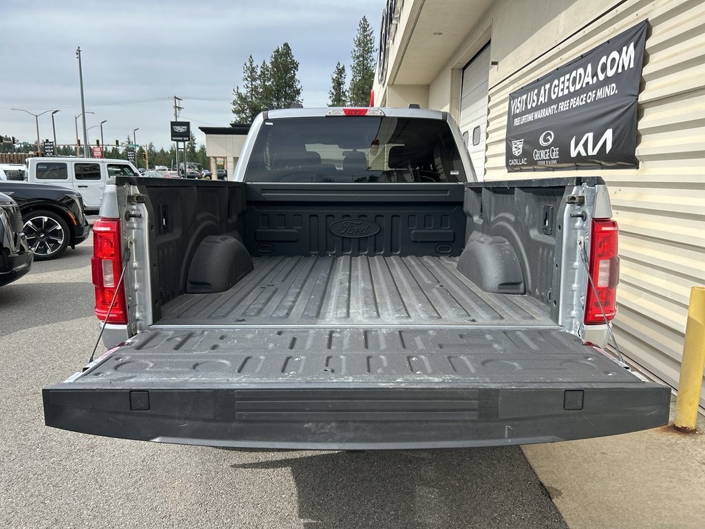 Used 2022 Silver Ford XLT image 14