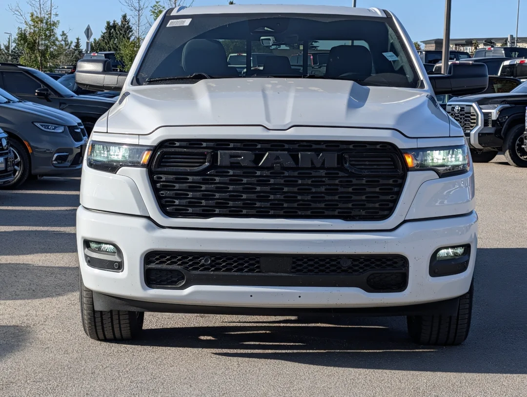 New 2026 White RAM Express - - 4x4 - Remote Start - Adaptive Cruise Control - Class IV Towing & More! image 3