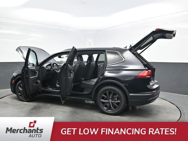Used 2024 Black Volkswagen 2.0T SE image 55