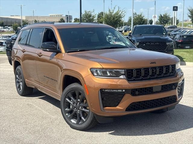New 2026 Copper Shino Metallic Clear-Coat Exterior Paint Jeep Limited Reserve image 2