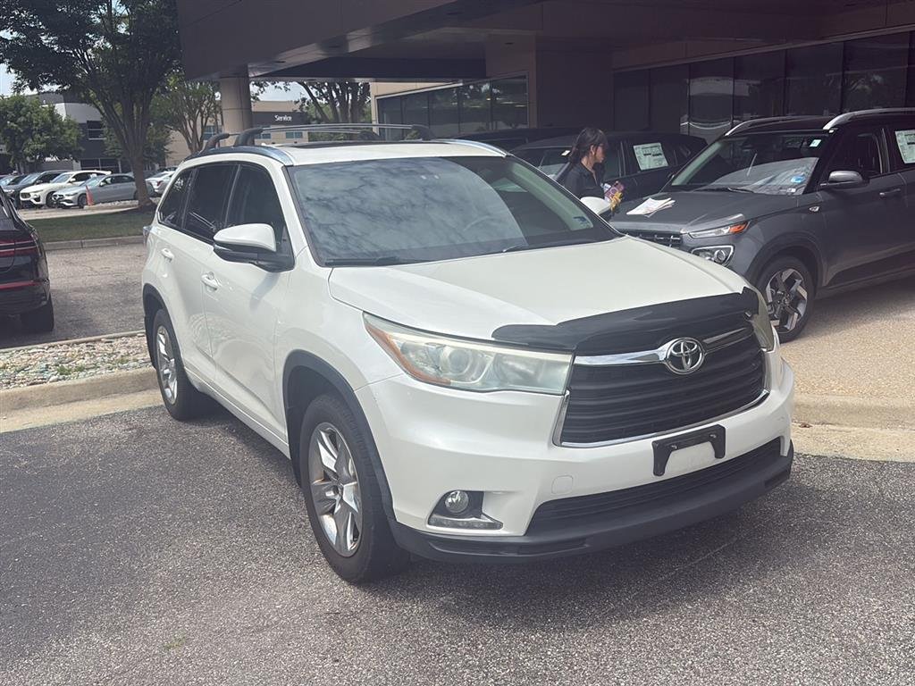 Used 2014 WHITE TOYOTA  image 3