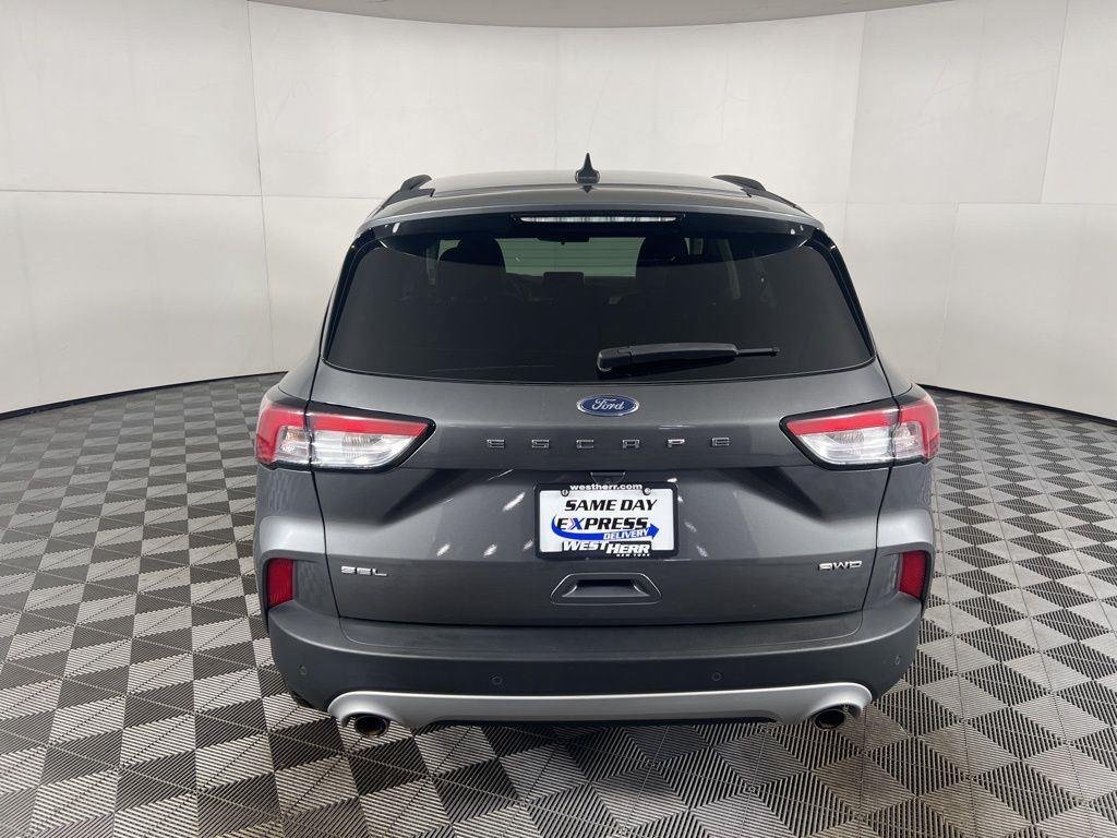 Used 2022 Gray Metallic Ford SEL image 4