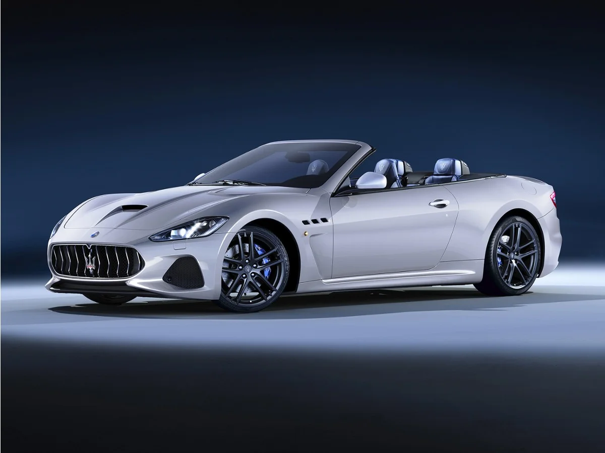 Used 2019  Maserati MC image 1