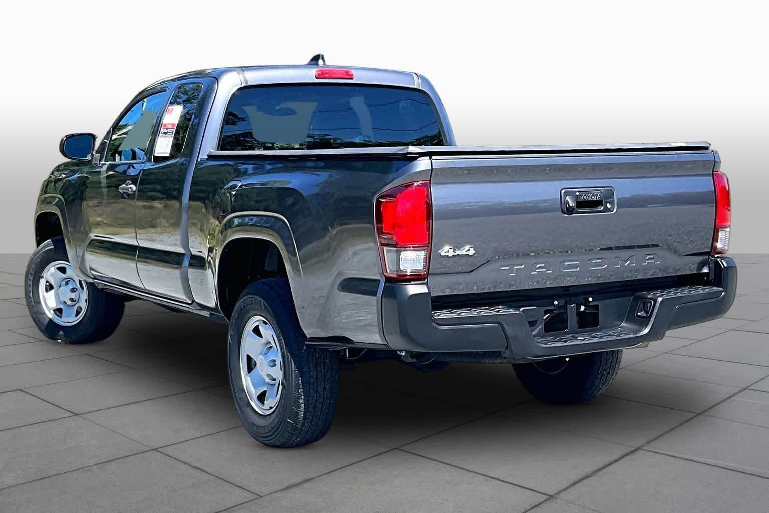 Used 2021 Magnetic Gray Metallic Toyota SR image 12