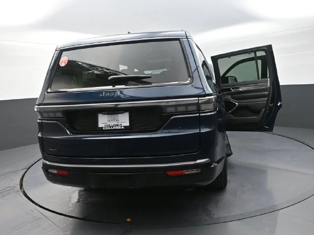 New 2026 Fathom Blue Pearl-Coat Exterior Paint Jeep Limited Reserve image 34